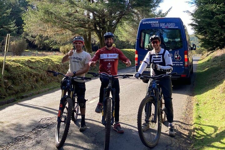 Madeira Mountain Biking: Poiso-to-Camacha Levada Trail (25K) photo 6