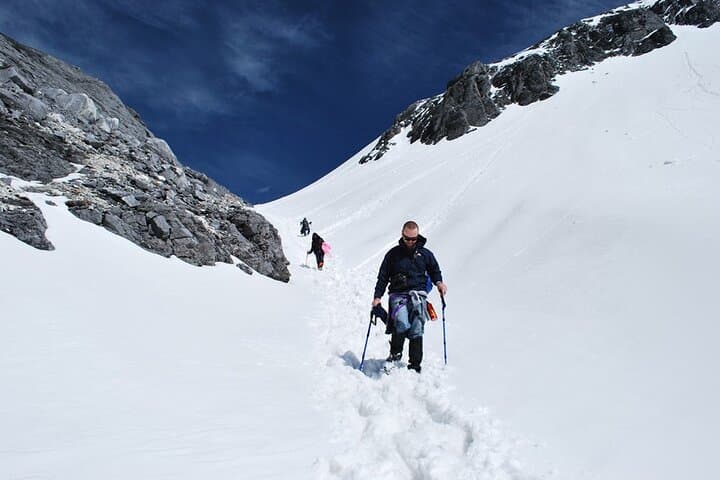 Haba Snow Mountain: 4-Day Summit Trek from Lijiang to Shangri-La photo 2