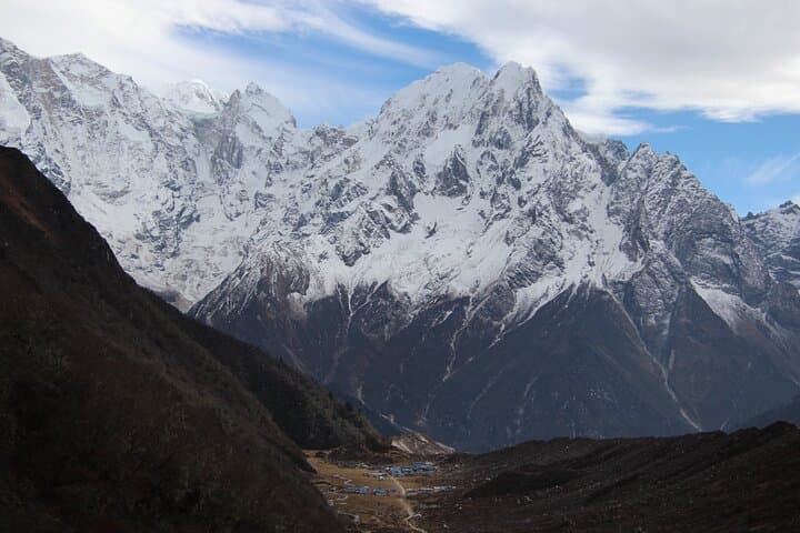 Manaslu Circuit: 12-Day Private Trek Over Larkya La Pass photo 4