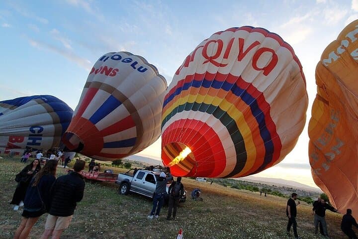 Cappadocia Sunrise Balloon Flight Over Çat Valley — All-Inclusive Experience
