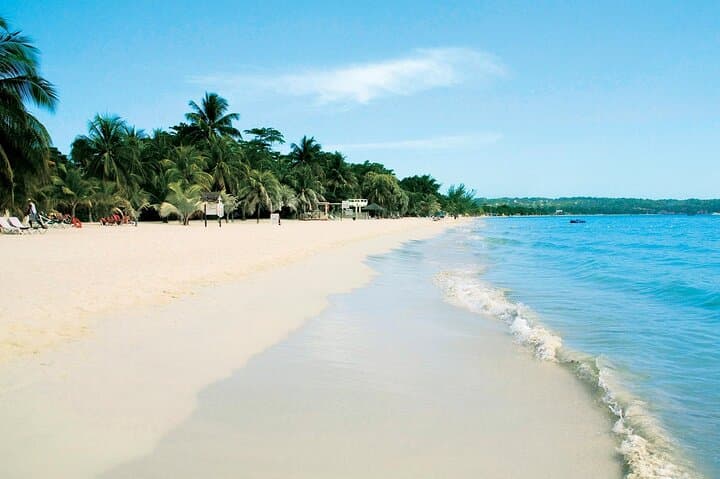 Exploring Jamaica's Northern Coast: A Negril Day Adventure photo 3