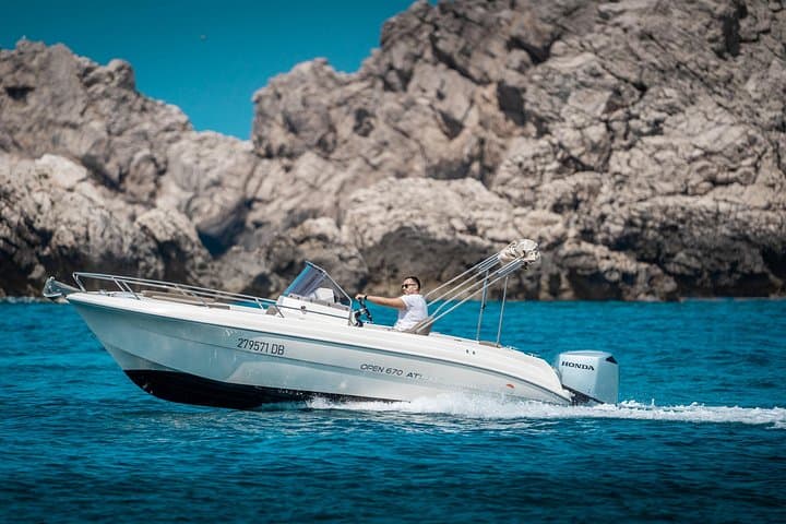 Blue Cave & Elaphiti Islands Full-Day Private Boat Tour from Dubrovnik photo 4