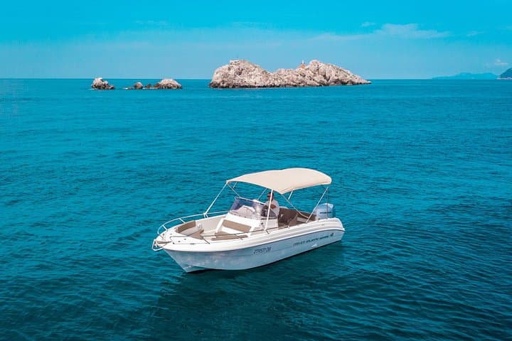 Blue Cave & Elaphiti Islands Full-Day Private Boat Tour from Dubrovnik
