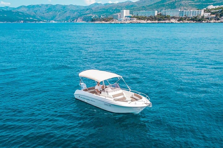 Blue Cave & Elaphiti Islands 4-Hour Private Boat Tour from Dubrovnik