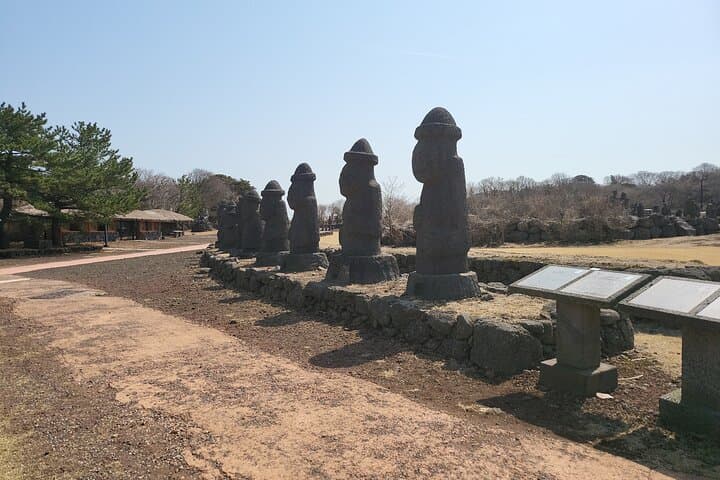Sangumburi Crater & Jeju Stone Park: Private Taxi Tour on Jeju Island photo 4