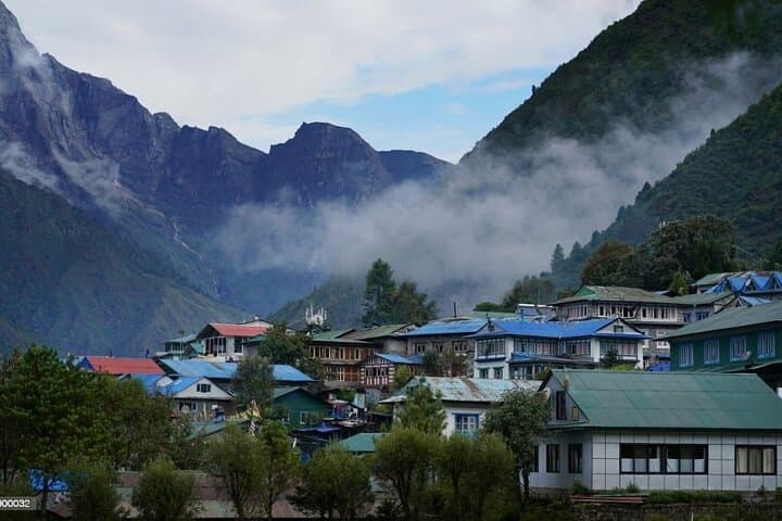 Everest Base Camp Trek — 14-Day Guided Route from Kathmandu to Kala Patthar photo 4
