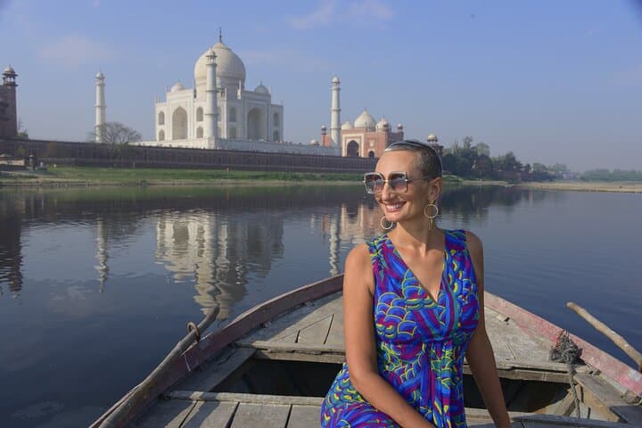 Taj Mahal Day Trip from Delhi — Private Round-Trip Tour to Agra photo 3