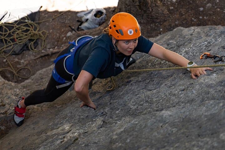 Beginner Rock Climbing Adventure in Banff: A Complete Guide to Your First Ascent photo 6