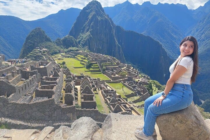 Private Guided Tour of Machu Picchu with Alex