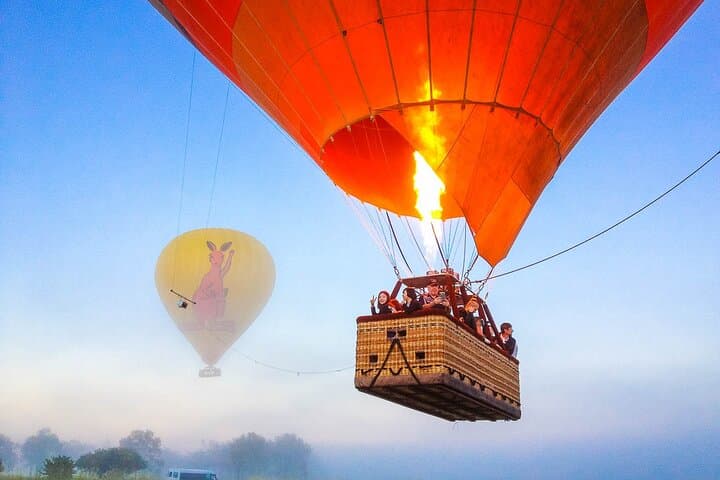 Sunrise Hot Air Balloon Over Atherton Tablelands — Cairns Classic Flight photo 4
