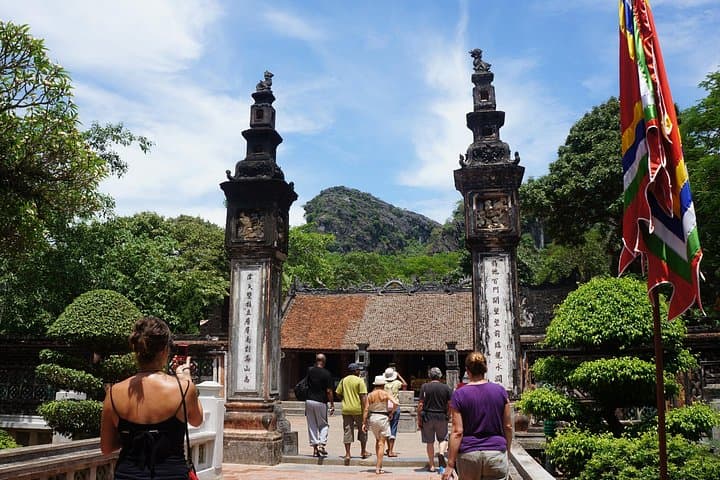 2D1N Discover Ninh Binh: Hoa Lu, Tam Coc, Mua Cave, Bai Dinh & Trang An photo 4