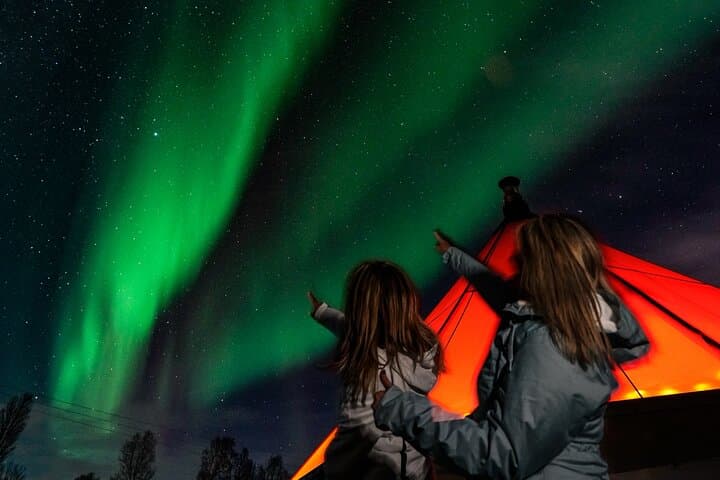 Tromsø Aurora Safari: Heated Camps, Campfire & Northern Lights Chase photo 6