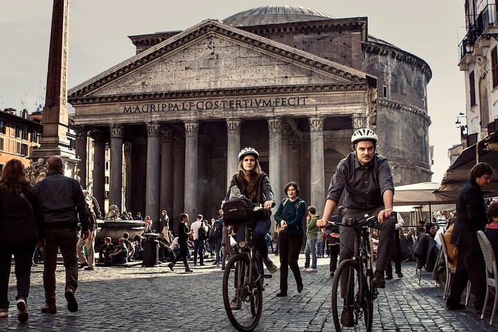 Taste of Rome: 2.5-Hour Cannondale E-Bike Tour of Colosseum, Trevi & Spanish Steps photo 2