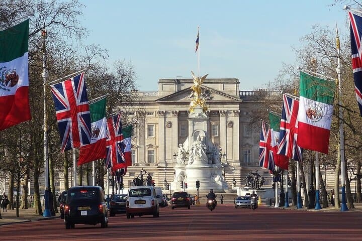 London Layover Private Tour from Heathrow — 6-Hour Central London Highlights