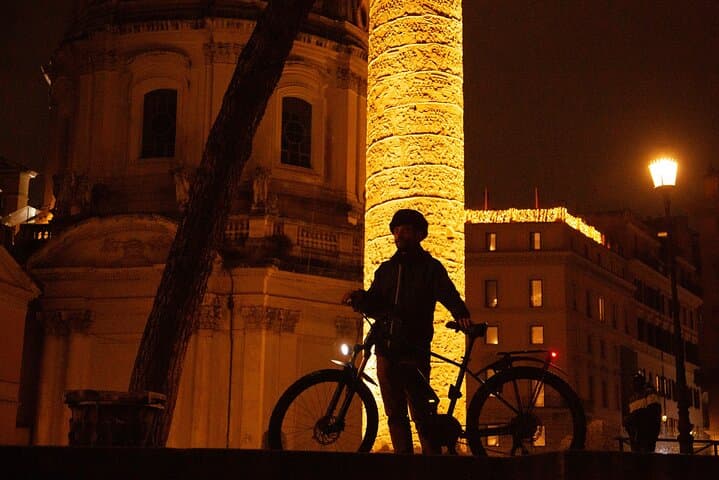Rome by Night E-Bike Tour: Colosseum, Trevi & Optional Dinner photo 6