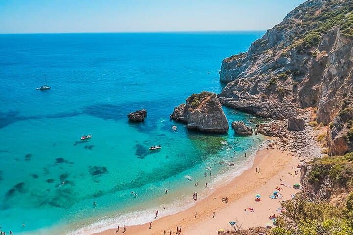 Arrábida Full-Day Private Tour: Castelo de Palmela, Sesimbra & Wine Tasting photo 2