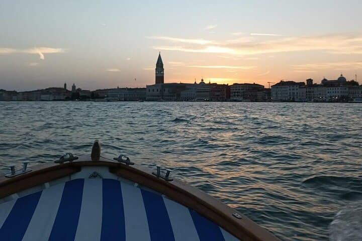 Sunset Aperitif in the Venice Lagoon: Private Boat Tour with Prosecco photo 3