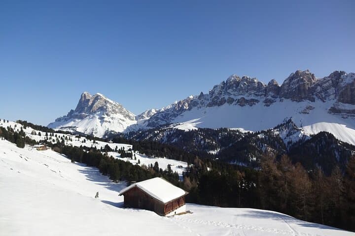 circumnavigate-peitlerkofel-hike-wurzjoch-dolomites-unesco photo 3