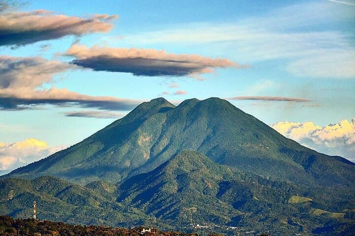 San Vicente Volcano High-Performance Trail: Challenging Hike to Chichontepec Summit