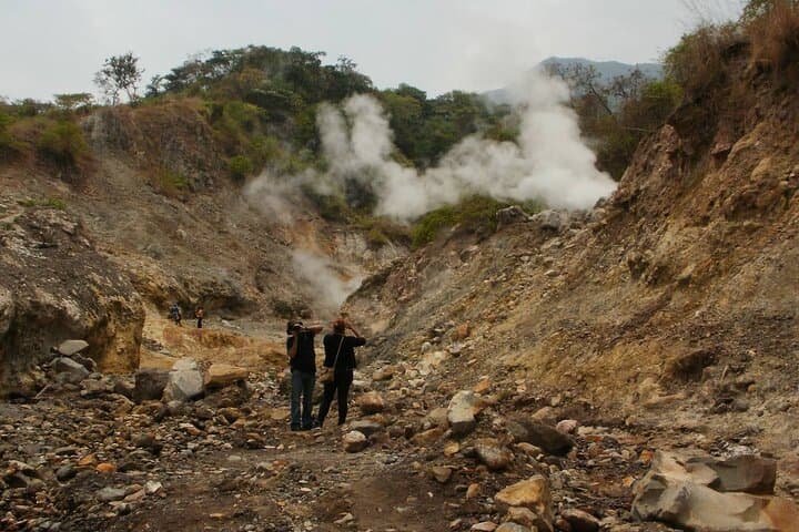 San Vicente Volcano High-Performance Trail: Challenging Hike to Chichontepec Summit photo 6