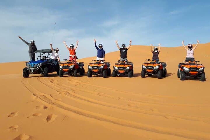 Private 8-Day Sahara Desert Tour: Marrakech, Merzouga & Chefchaouen