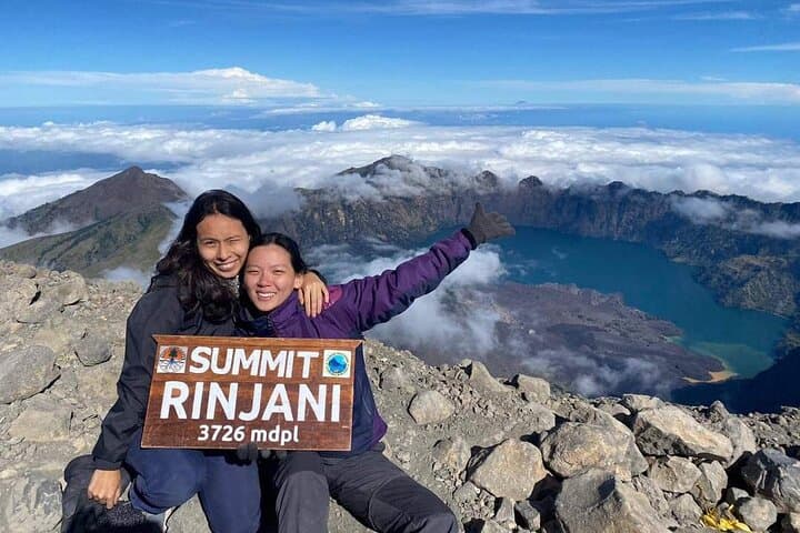 Rinjani Three-Day Summit Trek: Sunrise at 3,726 m and Segara Anak