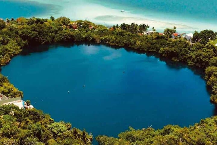 Bacalar Lagoon Full-Day Boat Tour — Explore the Lagoon of Seven Colors photo 2