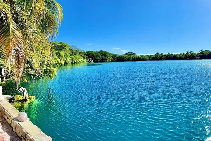 Bacalar Lagoon Full-Day Boat Tour — Explore the Lagoon of Seven Colors photo 3