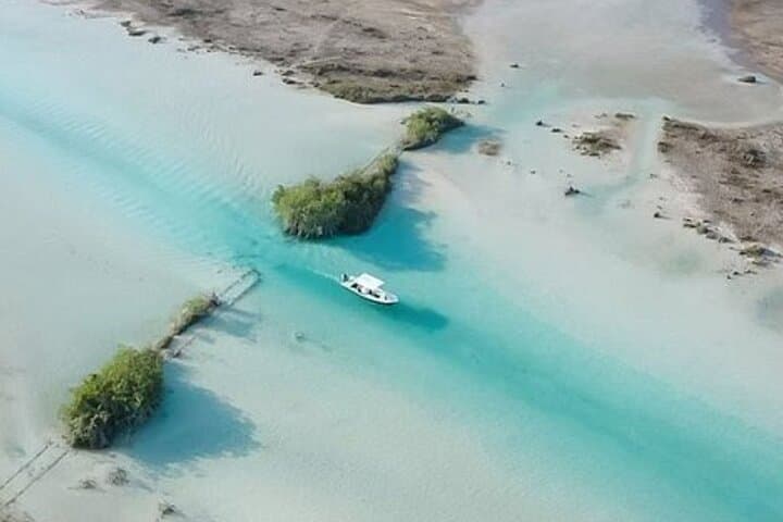 Bacalar Lagoon Full-Day Boat Tour — Explore the Lagoon of Seven Colors