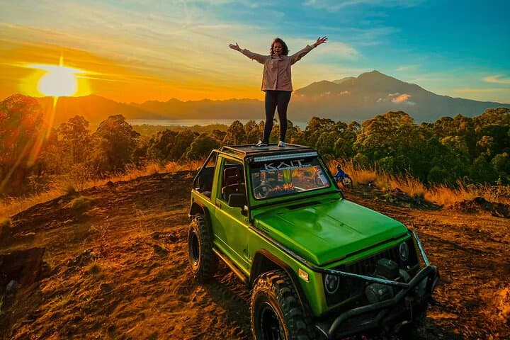 Mount Batur Sunrise Jeep and Black Lava Fields Tour from Ubud