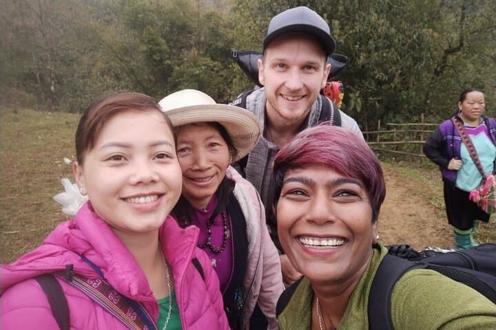 Sapa 2-Day Trek & Homestay: Ta Van, Lao Chai and Giang Ta Chai Experience photo 3