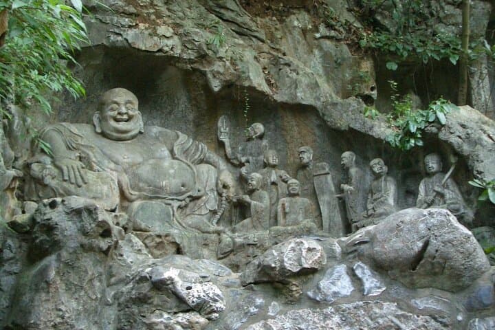 Classic Hangzhou One-Day Private Tour: West Lake, Lingyin & Longjing Tea photo 1