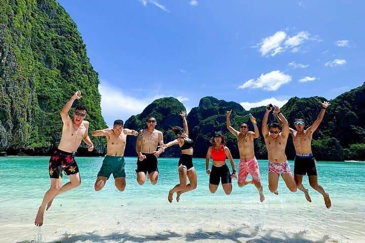 Private Phi Phi Island Boat Tour — Maya Bay, Monkey Beach & Snorkeling Escape
