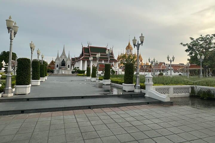 Bangkok Sunset Jogging Tour: 7km Cultural Run Through Old Town photo 2