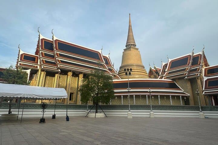 Bangkok Sunset Jogging Tour: 7km Cultural Run Through Old Town photo 6