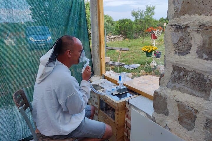 Private Bee Safari in Zadar: Apitherapy, Forest Walks & Honey Tasting photo 2