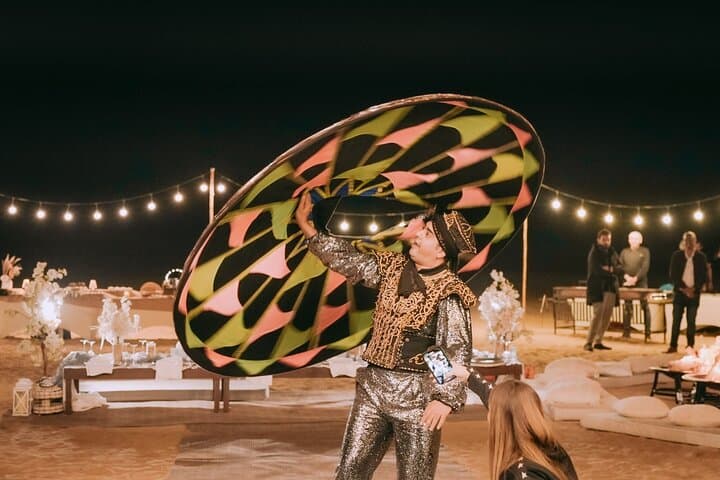 Dubai Desert Safari: Luxury Dune Bashing, Falconry & Stargazing Dinner photo 5