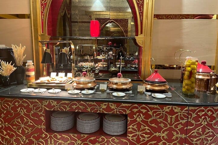 Inside Burj Al Arab: Guided Tour and Emirati Lunch at Dubai’s Iconic Sail photo 3