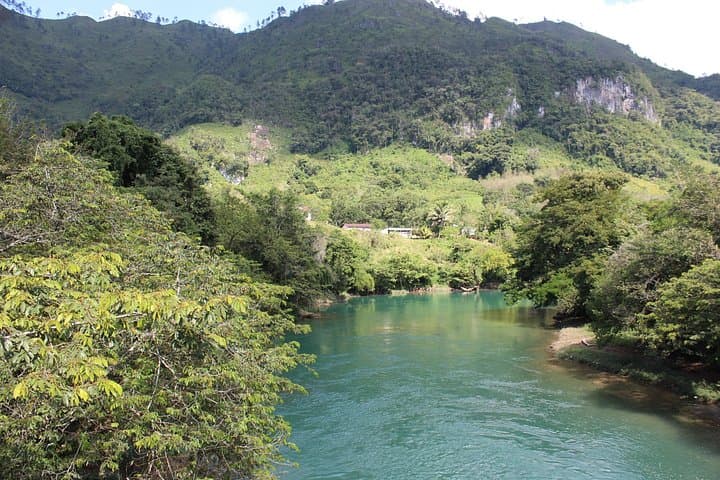 Semuc Champey Village Cultural Walk: Semil Trail & Local Food Experience photo 4