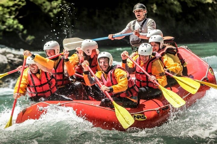 Full-Day Manso Frontera Rafting from Bariloche — Class IV Whitewater Adventure photo 4