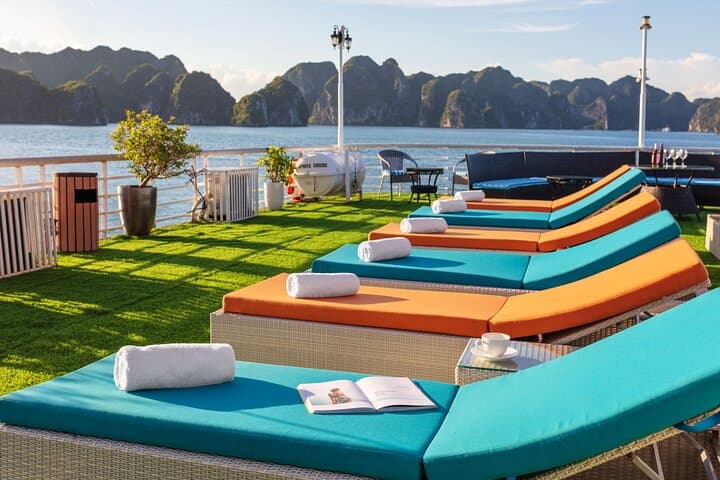 La Pinta 3-Day Halong & Lan Ha Bay Cruise from Hanoi photo 2