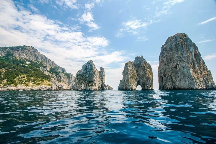 Private VIP Boat Tour of Capri: Blue Grotto, Faraglioni & Snorkel photo 5