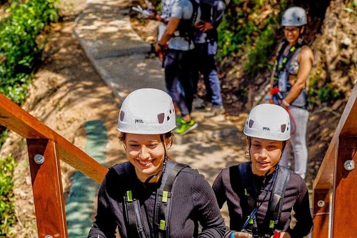 Zip Lining in Ella: Mini Adam's Peak High-Speed Zipline Over Tea Estates photo 2