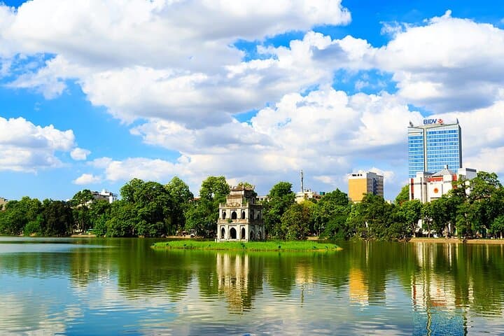 5-Day Northern Vietnam Itinerary: Hanoi, Halong Bay, Ninh Binh & Mai Chau