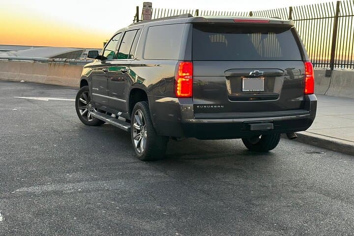 Private Transfer EWR to Brooklyn Cruise Port — Door-to-Door Airport Transfer photo 2
