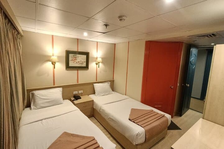Nile Cruise Luxor to Aswan: 5-Day Cruise with Abu Simbel & Hot Air Balloon photo 3