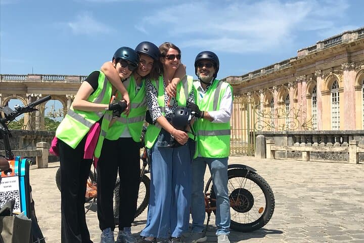 Electric Scooter Tour of Versailles Park & Chateau Gardens — Half-Day Discovery photo 3