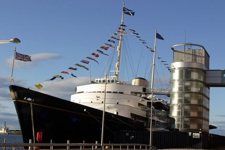 Edinburgh Day Tour with Glenkinchie Distillery, Rosslyn Chapel & Royal Yacht Britannia photo 6