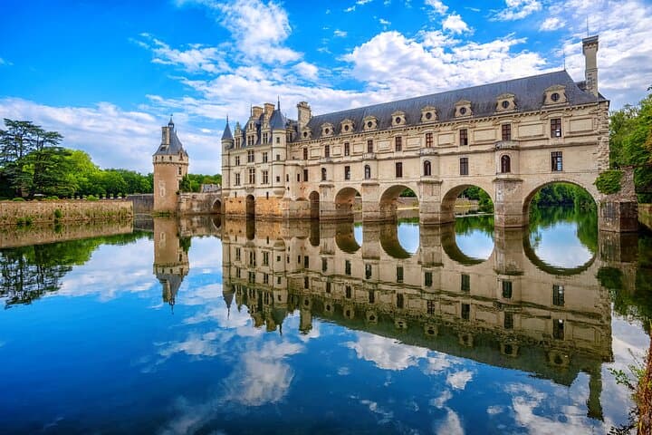 Chenonceau & Chambord Day Tour from Tours — Full-Day Loire Valley Castles
