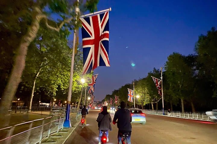 London Night E-Bike Tour: Westminster, Tower Bridge & South Bank After Dark photo 2